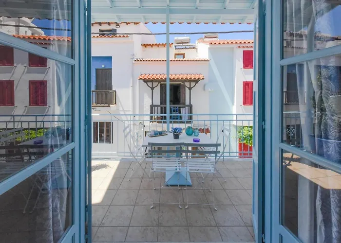 Deja Blue Maisonette